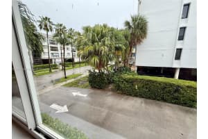 240 Galen Dr 201 Key Biscayne, FL 33149 - MLS#A11830326