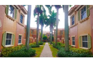 10653 Sw 8th St 2407, Pembroke Pines