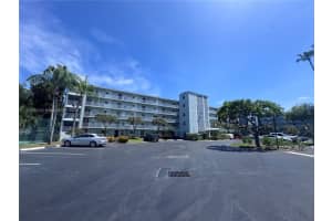 2228 N Cypress Bend Dr 407, Pompano Beach
