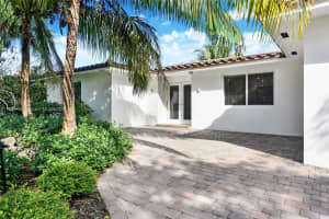20701 Ne 21st Ct, Miami
