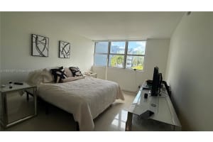 16546 NE 26th Ave APT 4I, North Miami Beach, FL 33160, - MLS#A11830467