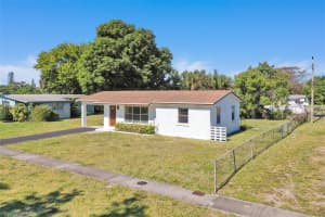 3431 Nw 5th Pl Lauderhill, FL 33311 - MLS#A11830469