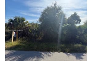 3207 53rd St W Lehigh Acres, FL 33971 - MLS#A11830506