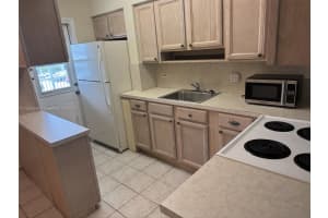 6580 Santona St A34, Coral Gables, FL 33146, - MLS#A11830549