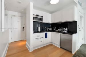1 N Fort Lauderdale Beach Blvd # 1606, Fort Lauderdale, FL 33304, - MLS#A11830572