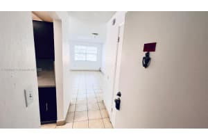 1305 W 53rd St APT 406, Hialeah, FL 33012, - MLS#A11830594