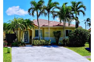 15132 Sw 140th Ter, Miami