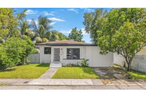 1330 Nw 56th St, Miami