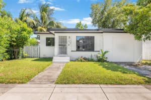 1330 NW 56th St, Miami, FL 33142, - MLS#A11830611