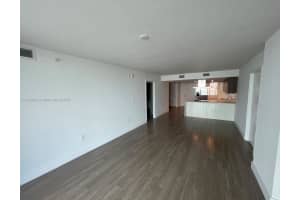 1025 92nd St 602, Bay Harbor Islands