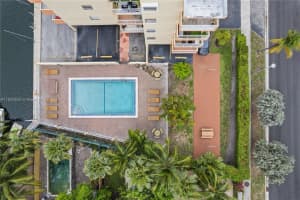 3545 NE 167th St APT 402, North Miami Beach, FL 33160, - MLS#A11830642