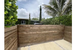 323 NW 105th St, Miami, FL 33150, - MLS#A11830646