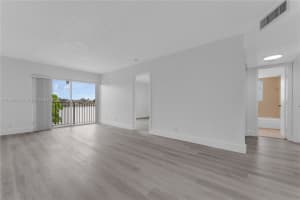 8560 N Sherman Cir 208, Miramar