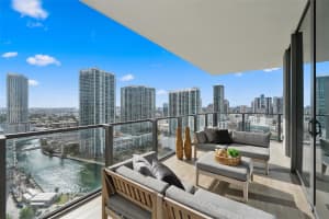 68 SE 6th St Apt 2512, Miami, FL 33131, - MLS#A11830679