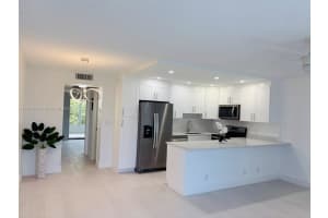 4025 Ellesmere B 4025, Deerfield Beach