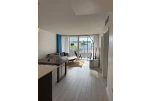 2155 Washington Ct 301, Miami Beach