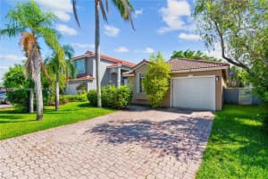 324 NW 107th Ave, Pembroke Pines, FL 33026, Sold 08/21/25