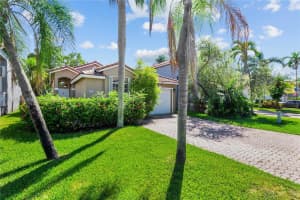 324 NW 107th Ave, Pembroke Pines, FL 33026, Sold 08/21/25