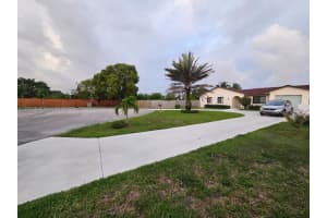 17124 SW 109th Ct, Miami, FL 33157, - MLS#A11830745