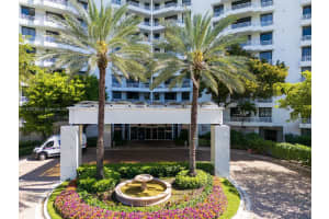 3300 NE 192 St APT 1908, Aventura, FL 33180, Sold 08/29/25