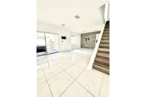 1590 W 46th St APT 233, Hialeah, FL 33012, Sold 08/05/25