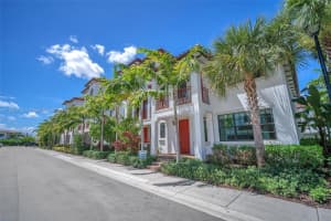 11735 SW 13th Ct, Pembroke Pines, FL 33025, Sold 08/08/25