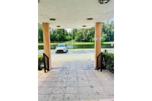 16465 NE 22nd Ave APT 604, North Miami Beach, FL 33160, - MLS#A11831004