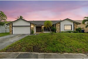 6740 Nw 45th St, Lauderhill