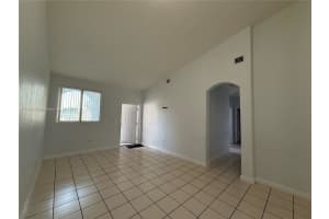 2731 SE 17th Ave 202, Homestead, FL 33035 - MLS#A11831050