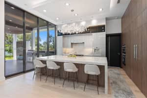 416 NW 24th St, Wilton Manors, FL 33311, Sold 10/10/25