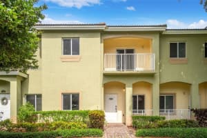 2345 Se 16th Pl, Homestead
