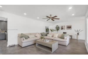 10401 NW 21st St, Pembroke Pines, FL 33026, Sold 08/06/25
