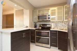 5225 Collins Ave APT 1404, Miami Beach, FL 33140, Sold 07/31/25
