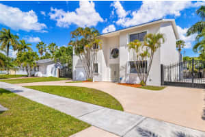 15235 SW 99th Ct, Miami, FL 33157, Sold 08/18/25
