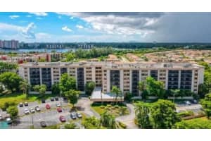 900 NE 195th St APT 314, Miami, FL 33179, Sold 09/26/25
