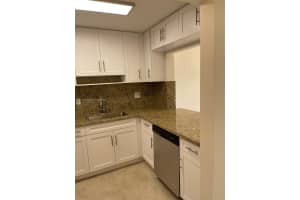 6090 W 18th Ave APT 332, Hialeah, FL 33012, - MLS#A11831265
