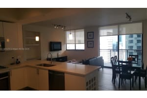 999 Sw 1st Ave 2514, Miami