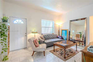 1050 NW 142nd St, Miami, FL 33168, - MLS#A11831296