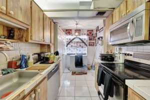 3070 NW 48th Terrace APT 415, Lauderdale Lakes, FL 33313, - MLS#A11831327