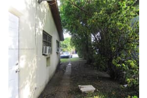 1112 NE 110th St, Miami, FL 33161, - MLS#A11831352