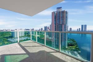 3330 Ne 190th St 1912, Aventura