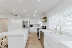 1430 SW 32nd Ct, Fort Lauderdale, FL 33315, - MLS#A11831365