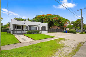 780 Nw 42nd St, Miami