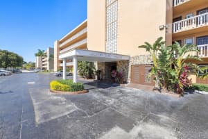 219 NE 14th Ave APT 101, Hallandale Beach, FL 33009, - MLS#A11831431