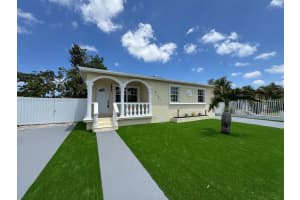 9101 NW 35th Ct, Miami, FL 33147, Sold 08/27/25