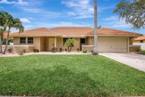 1600 SW 52nd Way, Plantation, FL 33317, - MLS#A11831440