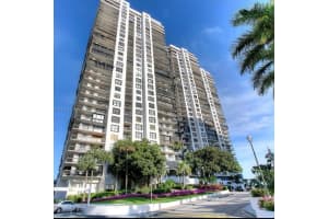 2333 Brickell Ave 901, Miami