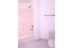 9421 Fontainebleau Blvd Apt 206-35, Miami, FL 33172, Sold 09/17/25