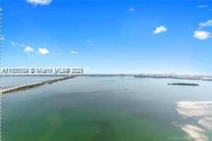 650 Ne 32nd St 2305, Miami