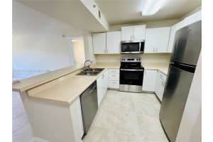 8304 Key Royal Cir 1721 Other, FL 34119 - MLS#A11831587